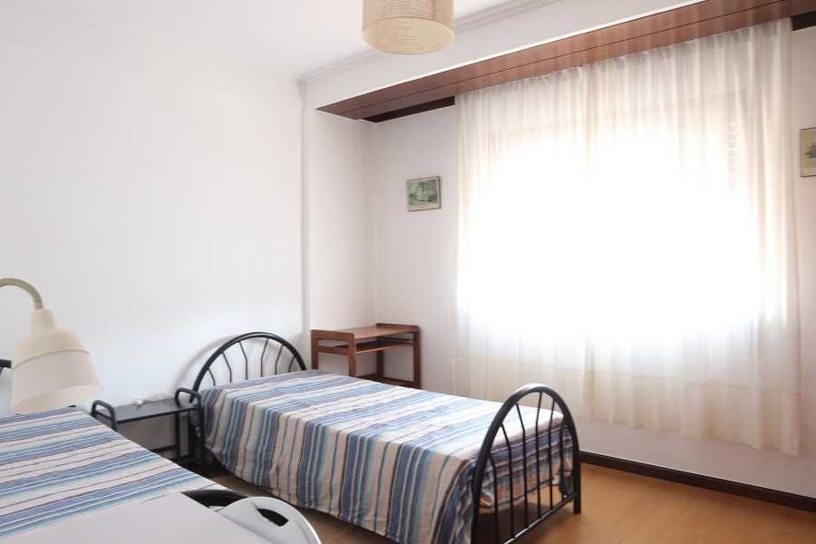 Quarto a arrendar em Paranhos