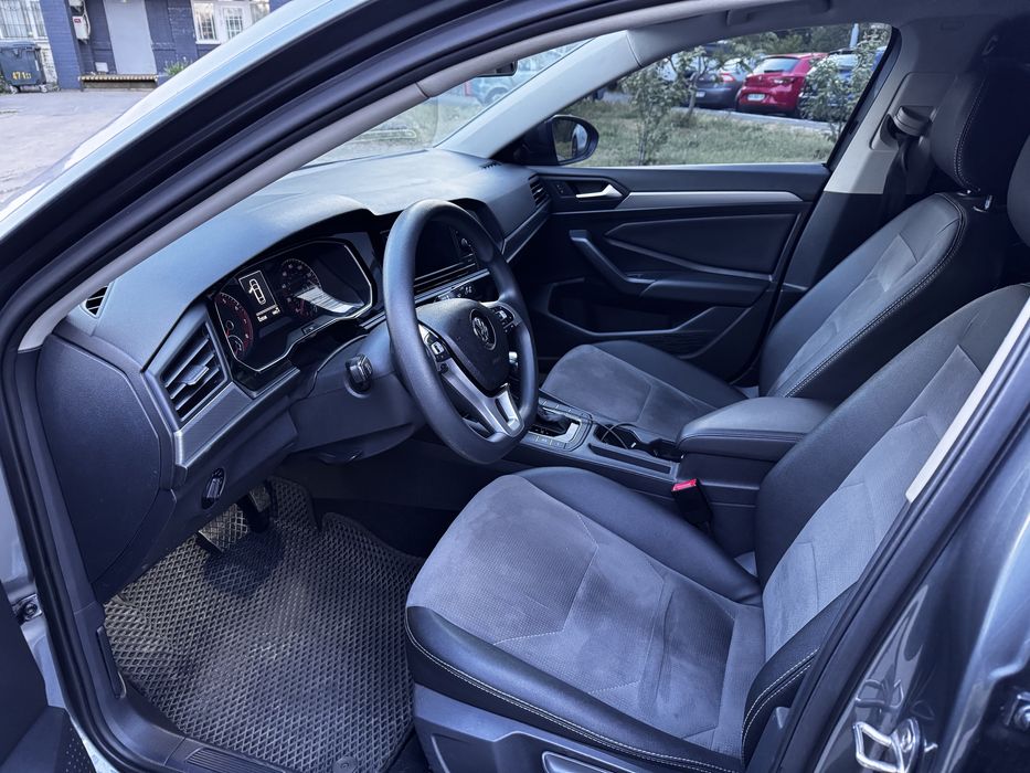 Volkswagen jetta 2019