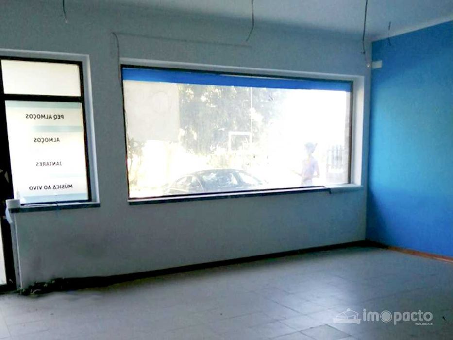 Loja 100 m² | Excelente Visibilidade e Montra | Ideal p/ Restauração ou Comércio