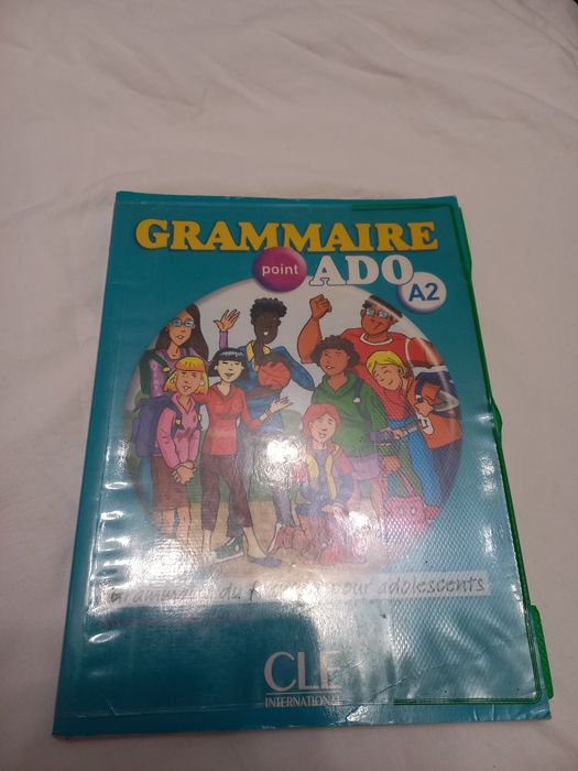 Зошит, Книга з Французької мови Grammaire Ado ( A2 )