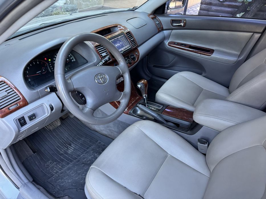 Toyota Camry 2.4 газ