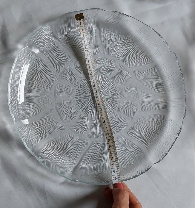 Taças e pratos de servir