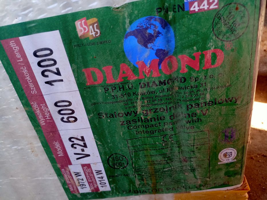 Sprzedam dwa grzejniki Diamond