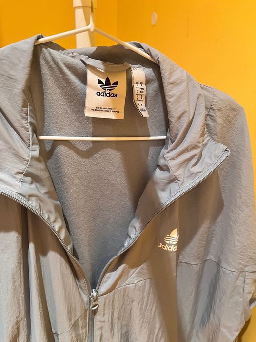 99% novo jaqueta adidas