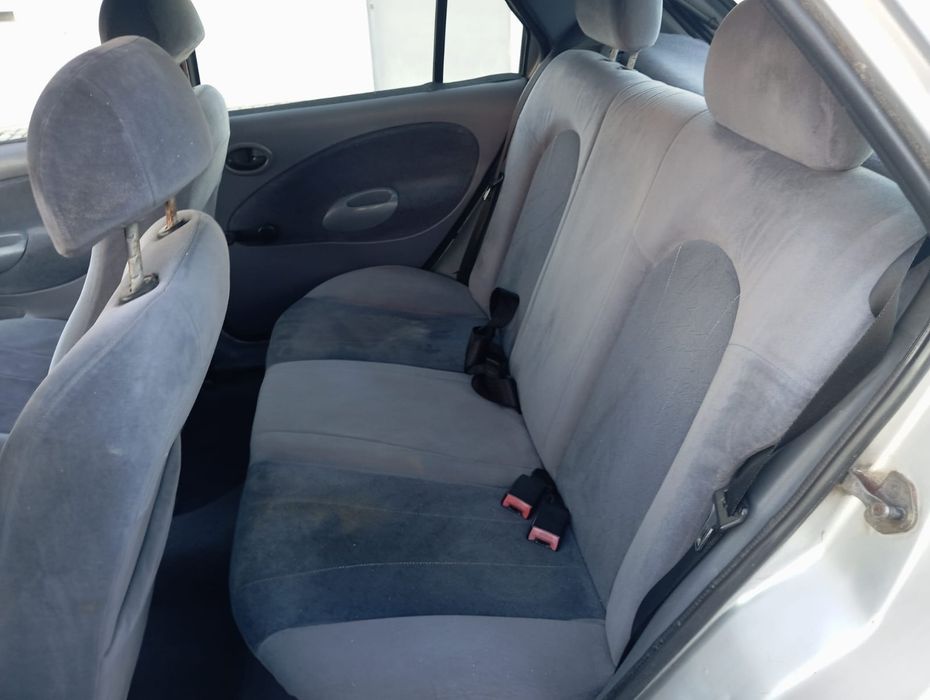 Ford fiesta 1.25 gasolina com direcao assistida