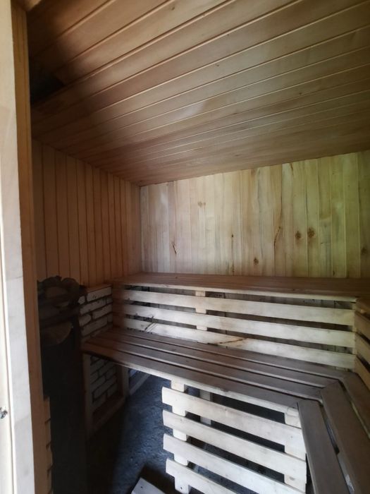 Здається будинок