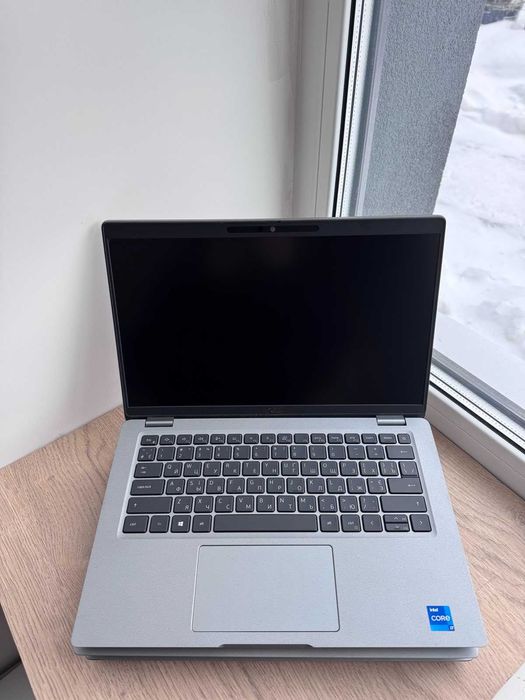 Зручна робота завдяки сенсорному екрану Touch Dell Latitude 5420