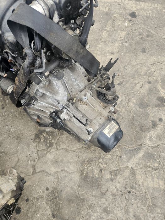 Двигун 1.5 k9k євро euro 3 4 5 6 оптова ціна!  Рено кенго еспейс лагуна дастер логан дачіа