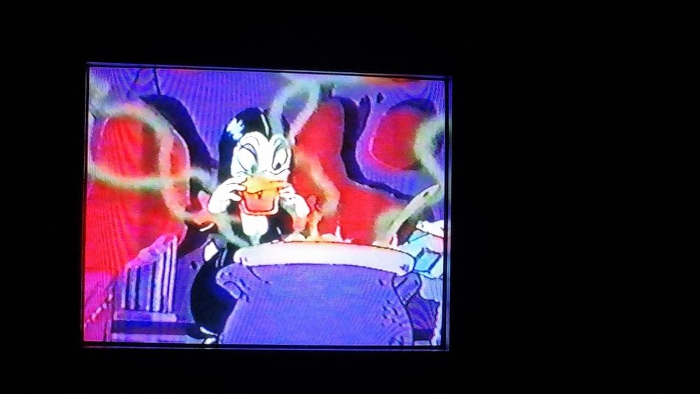 Видеокассета мультфильм утинные истории 1987 год.