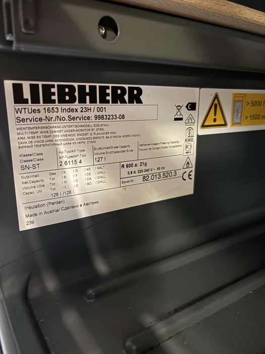 Schodziarka wina Liebherr. Polecam.