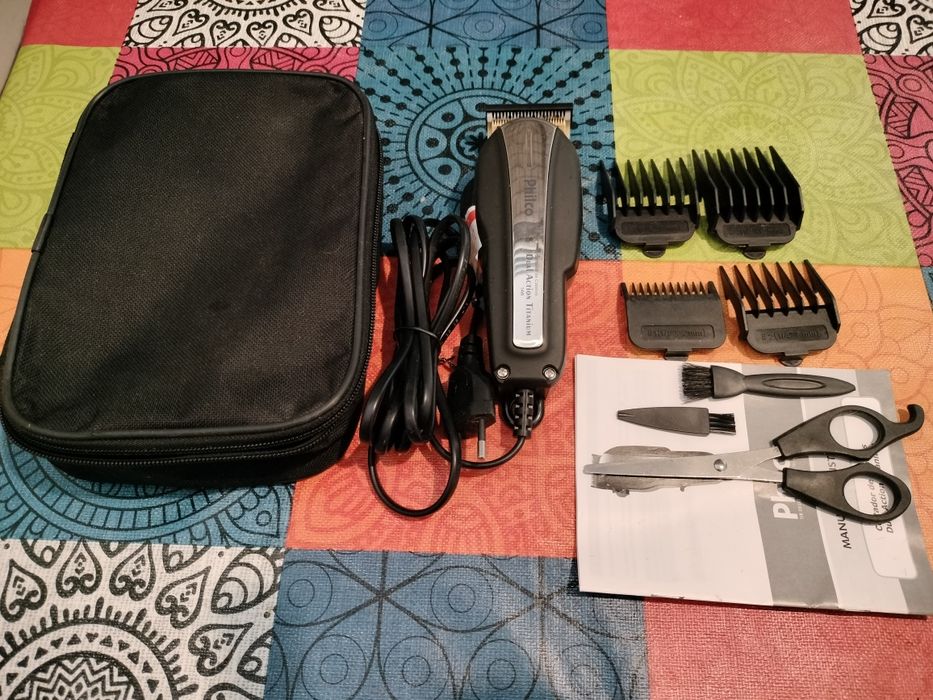 Máquina de cortar cabelo philco