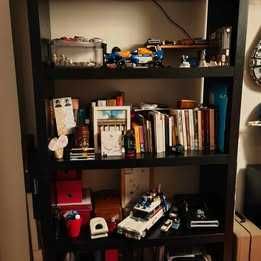 Estante IKEA cor wengue, modelo descontinuado