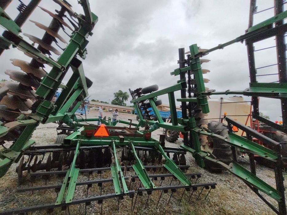 Борона дискова JohnDeere-637 (2011 року)