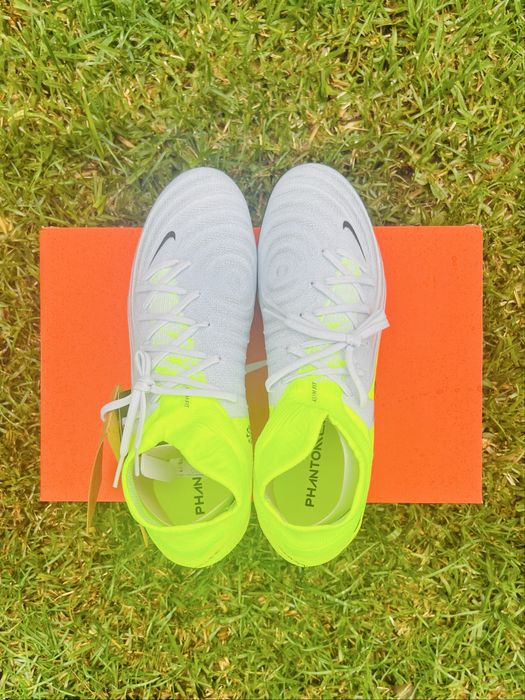 Nike Phantom Luna II Pro FG