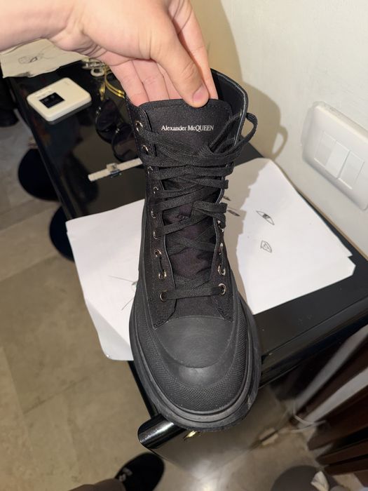 McQueen Tread Slick