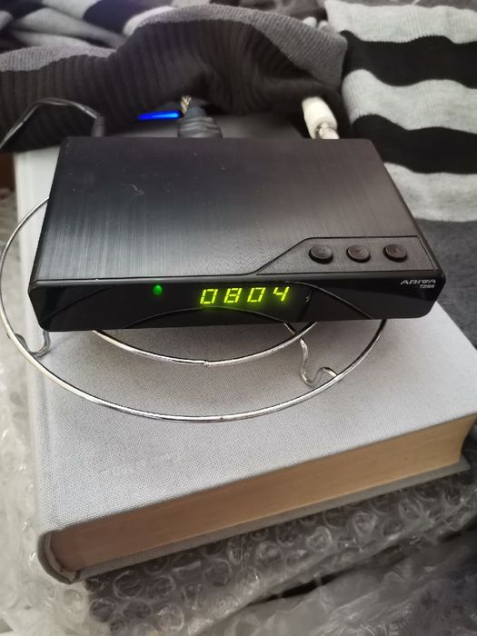 Dekoder tuner Ferguson Ariva T265 z pilotem oryginalnym RCU 240

deko
