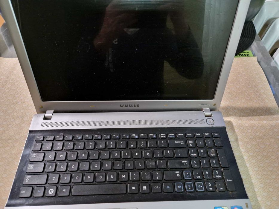 Laptop Samsung RV511
