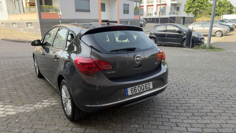 Opel astra 1.7 ctdi 110 cv Nacional