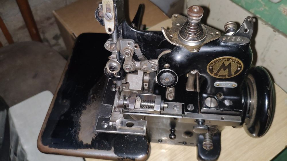 maszyna do szycia,overlock Mauser Spezial