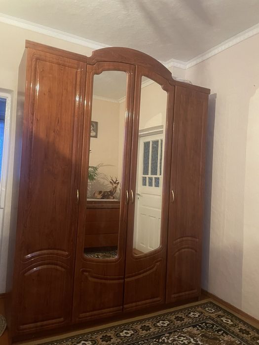 Продам  .  Меблі