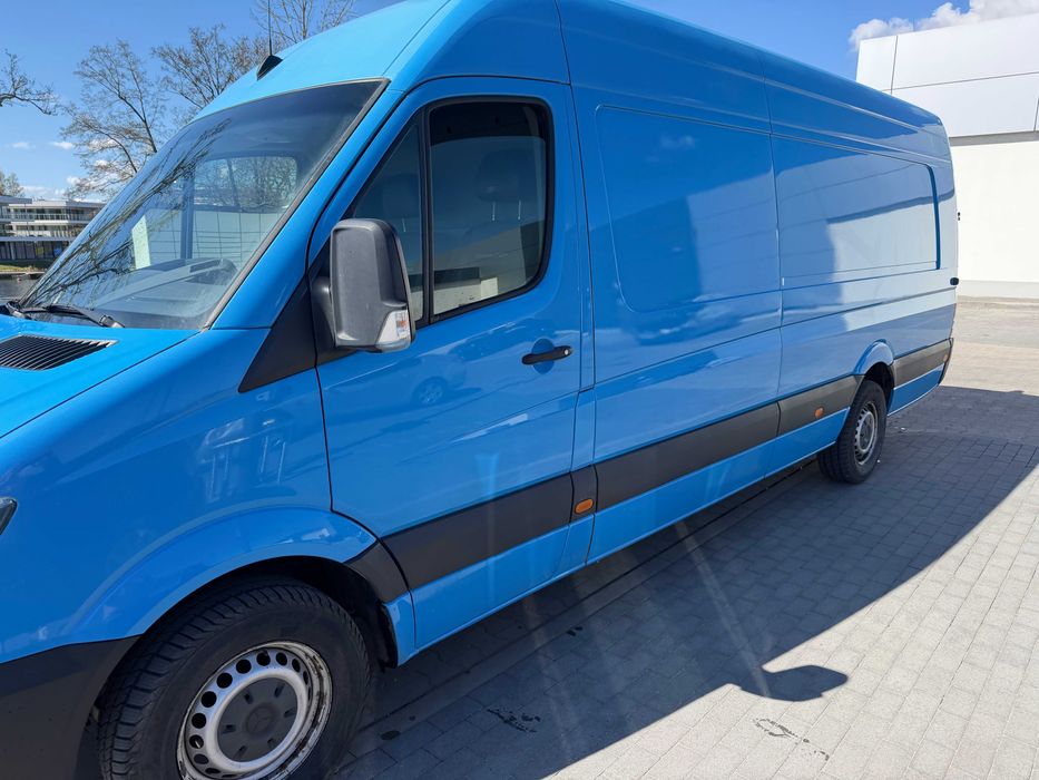 Mercedes Sprinter max długi