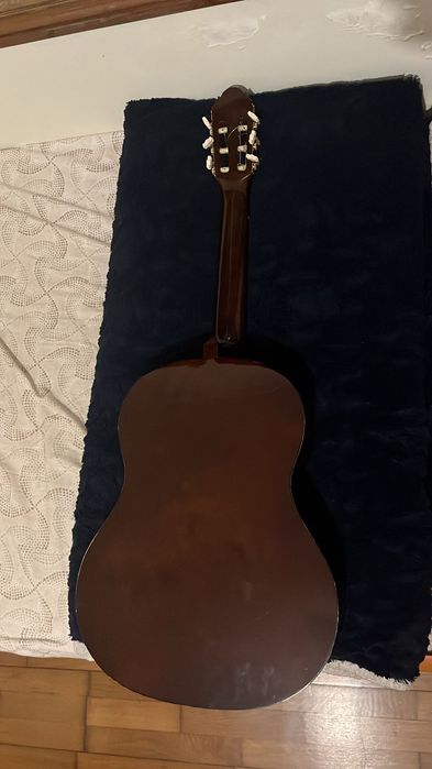 Viola com cordas de nylon
