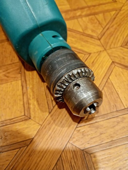 Дрель электрическая