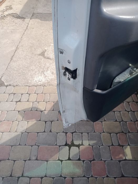 Мерседес віто 2003року