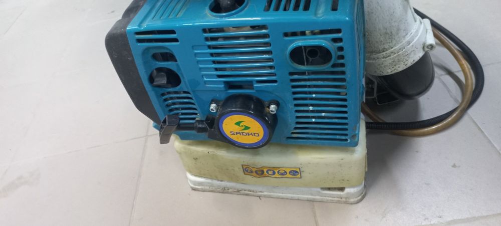 Садовий оприскувач Sadko gmd-5714 бензиновий