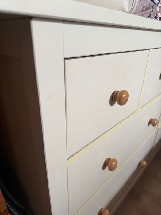 Cômoda ikea branca