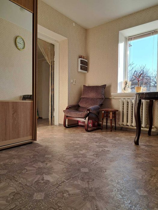 Продаж частини будинку з ремонтом