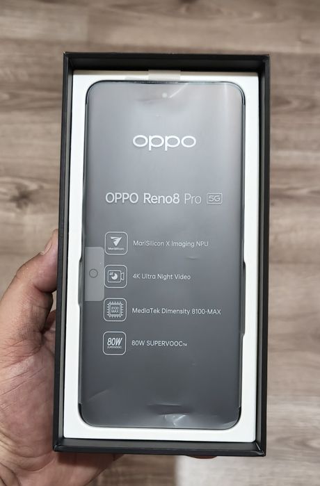 OPPO Reno8 Pro 5G – 8 GB RAM / 256 GB – Excelente Estado