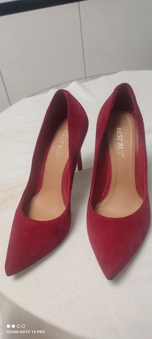 Sprzedam skórzane zamszowe szpilki firmy best but