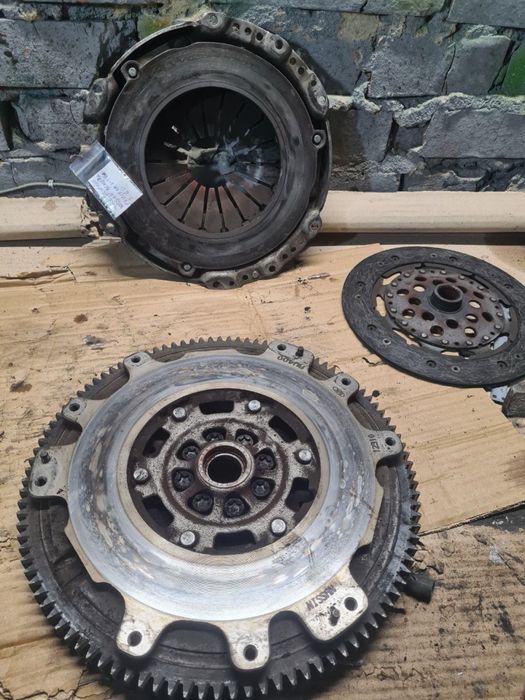 Демпфер Моховик Зчеплення Nissan Almera Primera P12 X-Trail 12310AW400