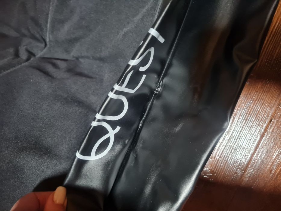 Надувний матрац-ліжко