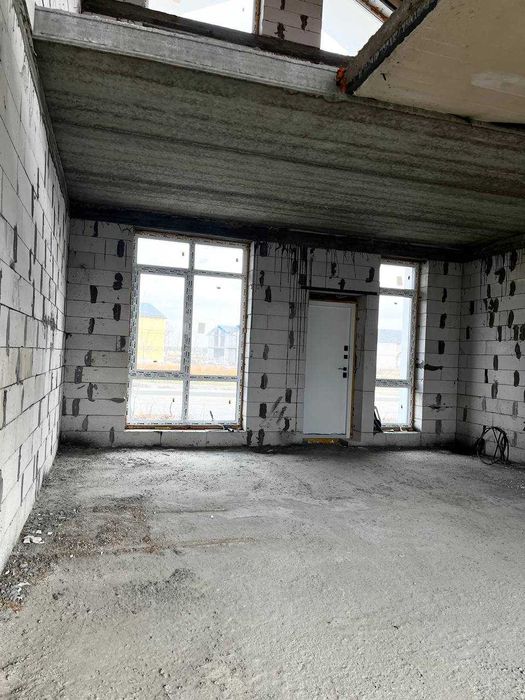 Продаж Дуплексу в новому котеджному містечку всього в 30 км від Києва