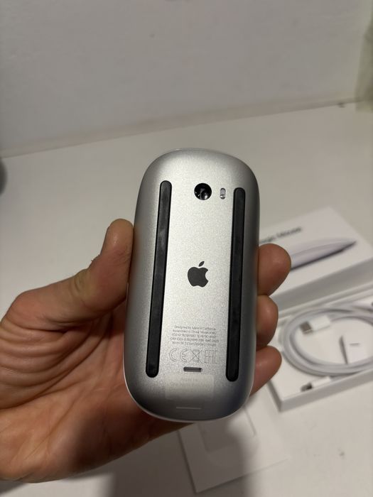Magic Mouse - Apple
