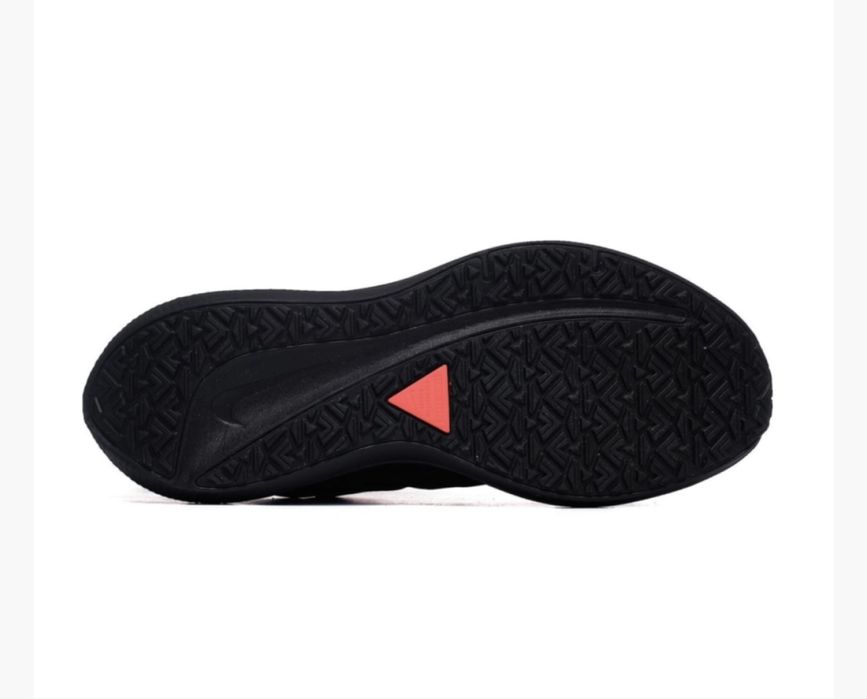 Оригінал Nike Air Winflo 9 Shield  DM1106-007.  /26,5см,27см,27,5см,28см,28,5см,29,5см,30см)