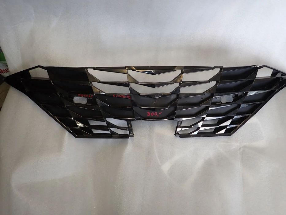 HYUNDAI ELANTRA VII GRILL