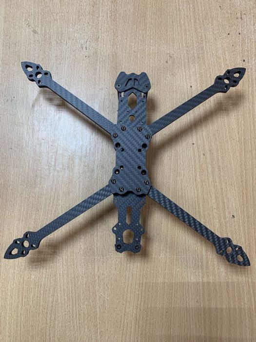 Продам раму 7 для FPV
