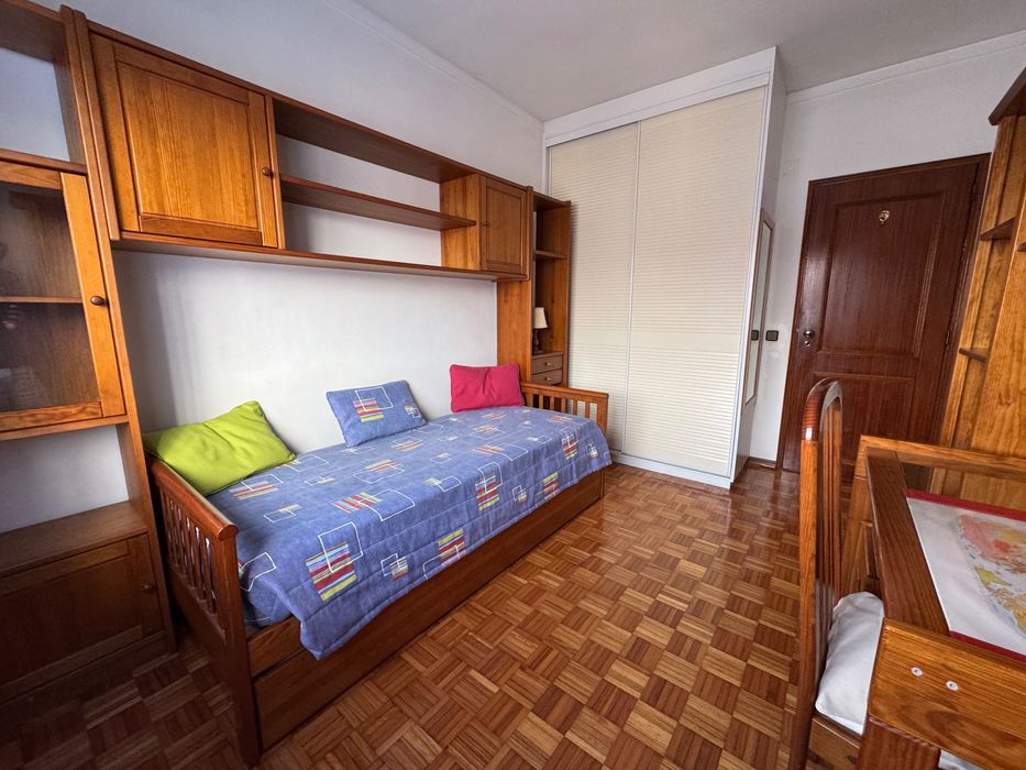 Apartamento T3 para arrendamento na Quinta do Amieiro de Baixo