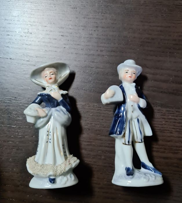 Esculturas em porcelana