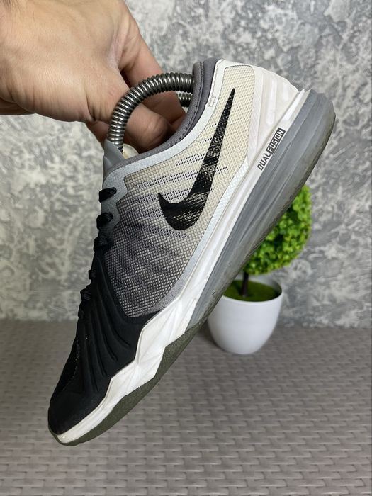 Nike Training Dual Fusion кроссовки 37 размер женские спортивные