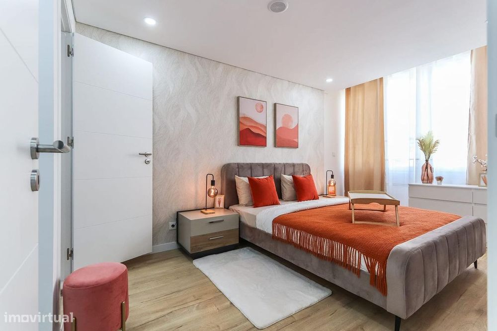 Apartamento T2 + T0 , próximo á Estação CP Cacém