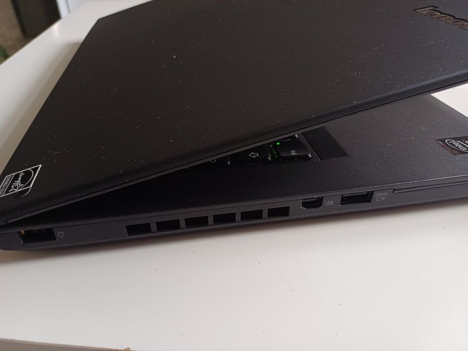 Laptop Lenovo ThinkPad T440 Windows 11/3G/8GB RAM/256SSD