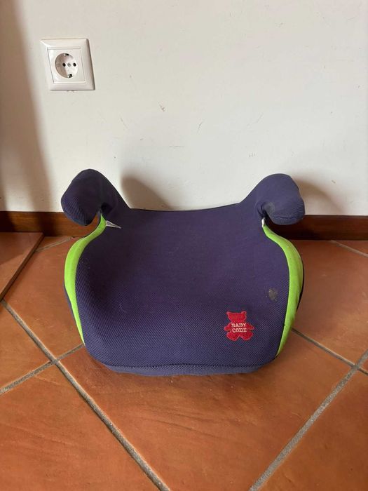 2 cadeiras de segurança para bebé carro