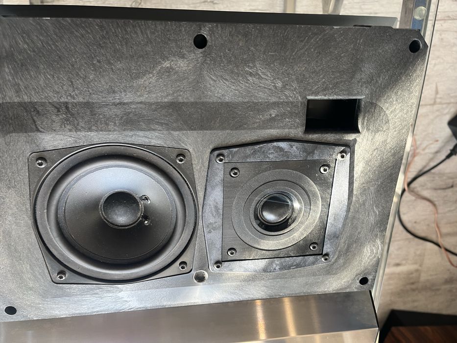Płaskie kolumny scienne bang&olufsen beovox 3000 glosniki philips b&o