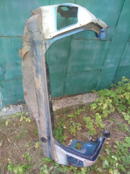 Задня частина кузова Lancia Dedra