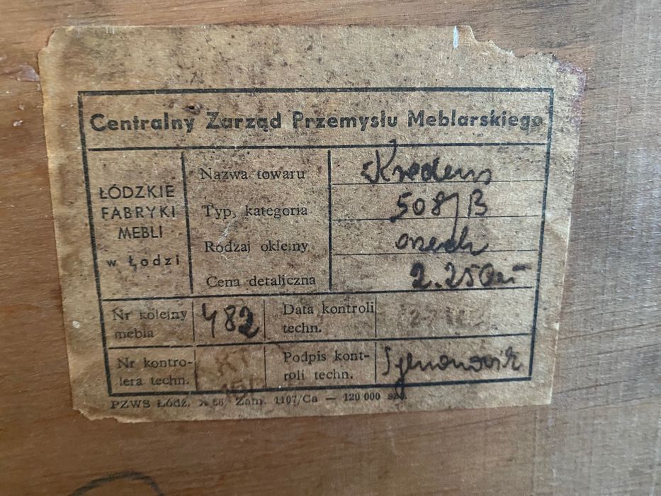 Kredens PRL Łódzka Fabryka Mebli