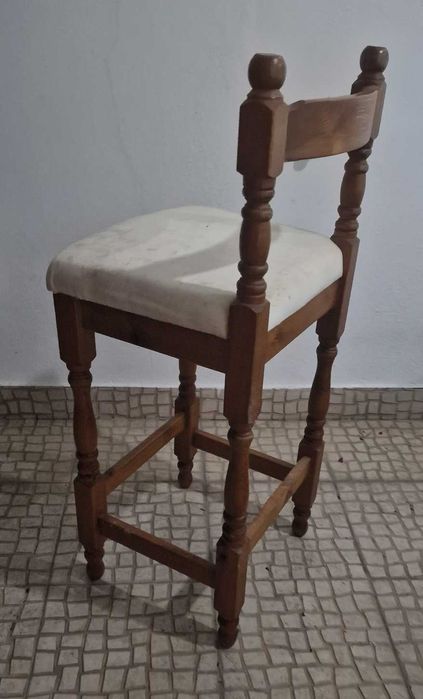 Banco de Balcão - Madeira Maciça